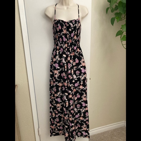 Romper - Picture 1 of 8